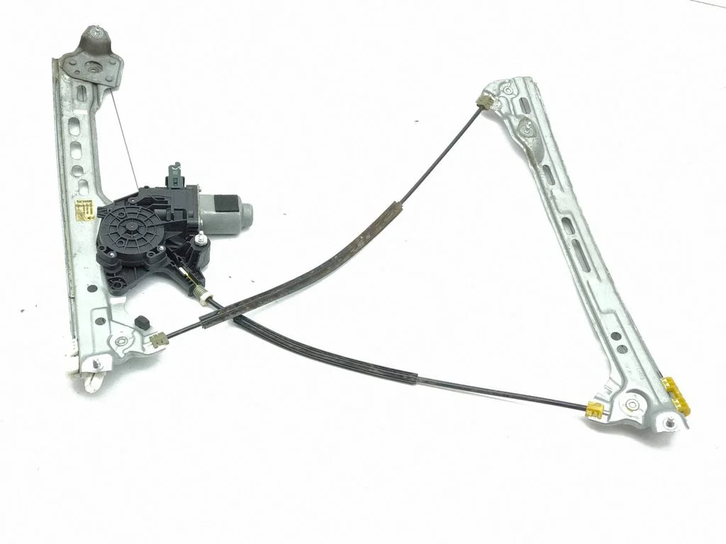 Front door window regulator with motor 807215959R