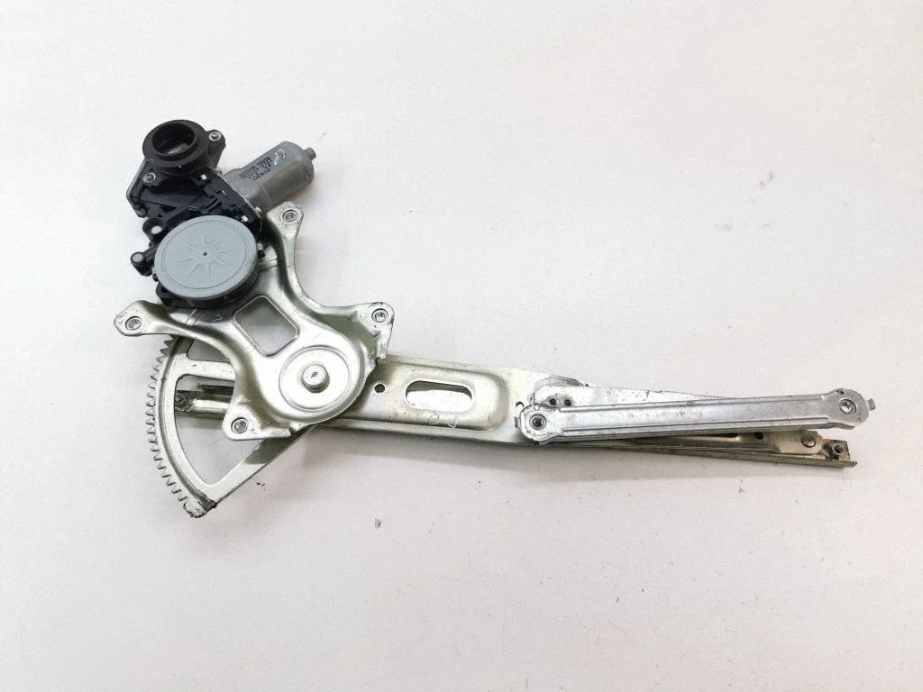 Front door window regulator with motor 42251010550