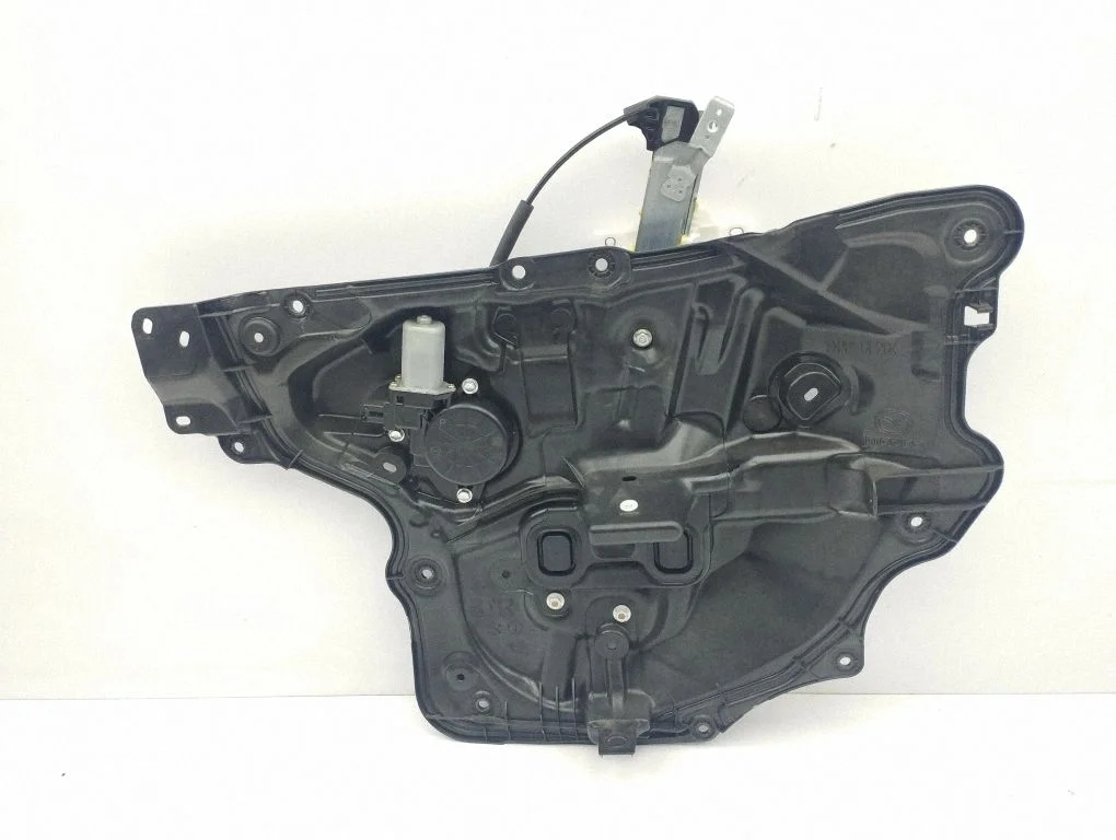 Front door window regulator with motor CM012030