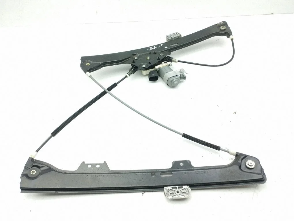 Front door window regulator with motor 6922267