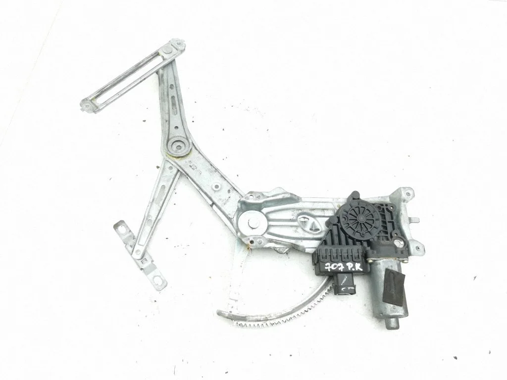 Front door window regulator with motor 90579355
