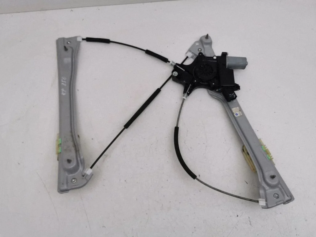 Priekšējā el. loga pacēlāja mehānisma komplekts GD558RF4022