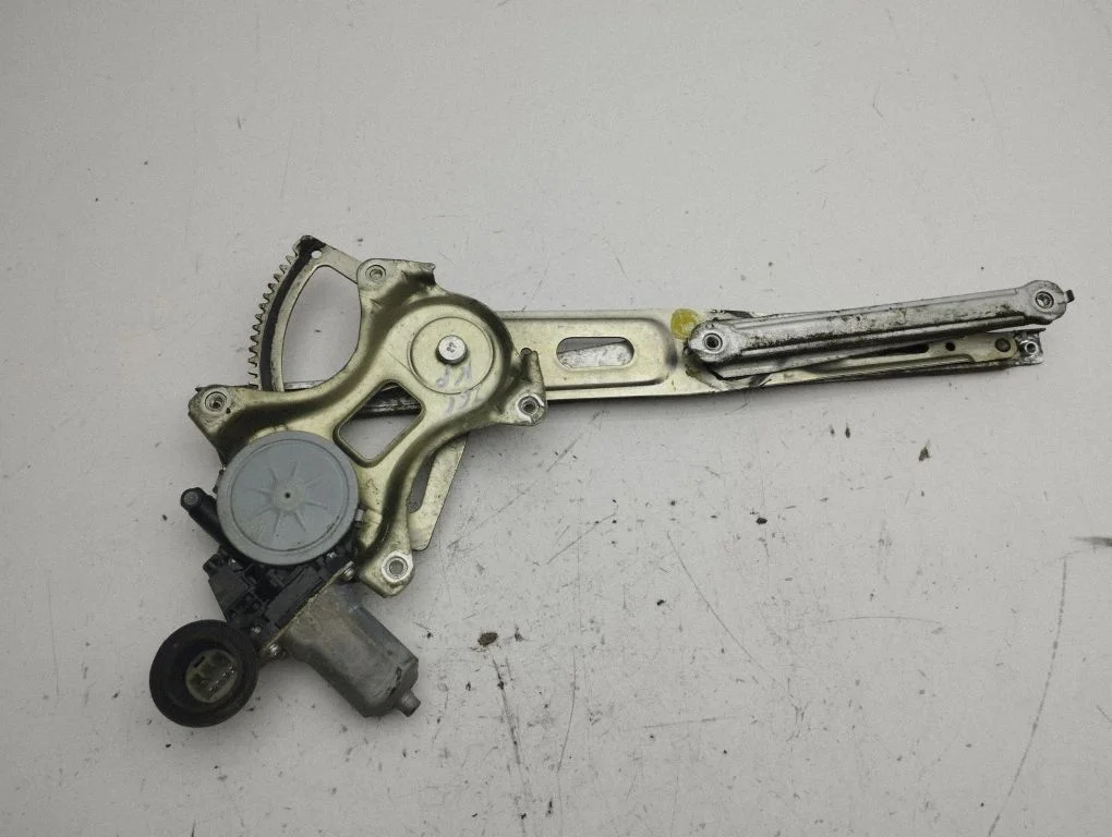 Front door window regulator with motor – left