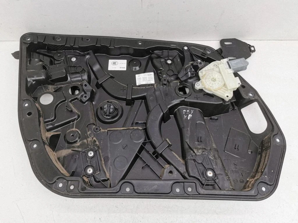 Front door window regulator with motor 0008039594