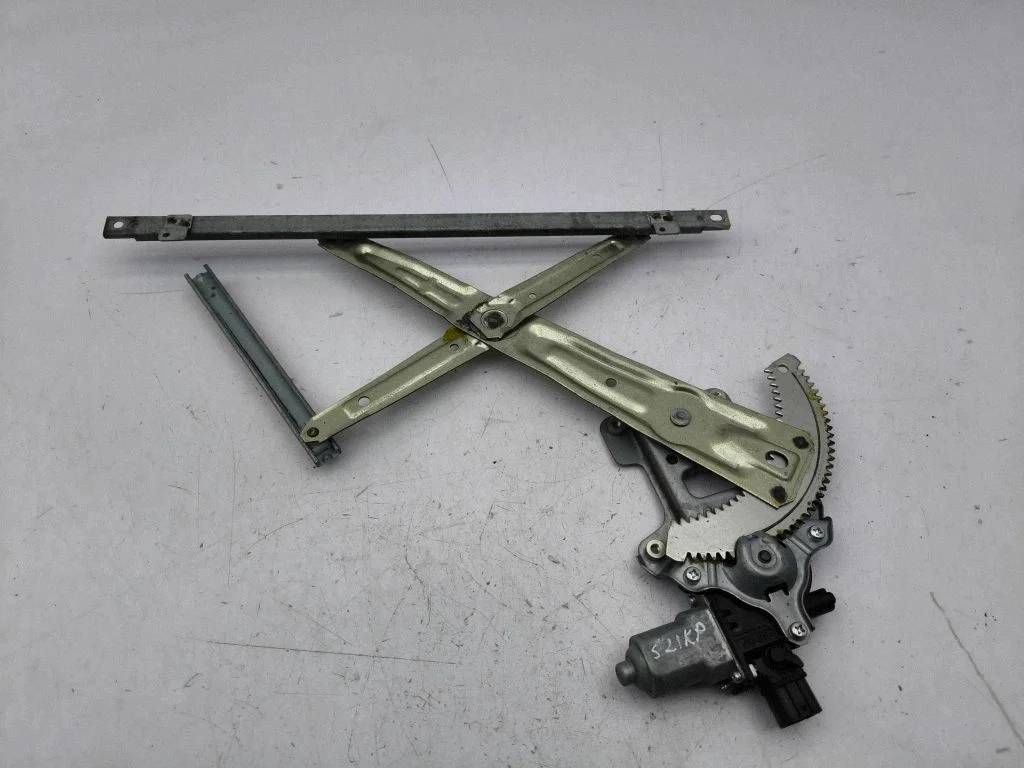Front door window regulator with motor 5713A085