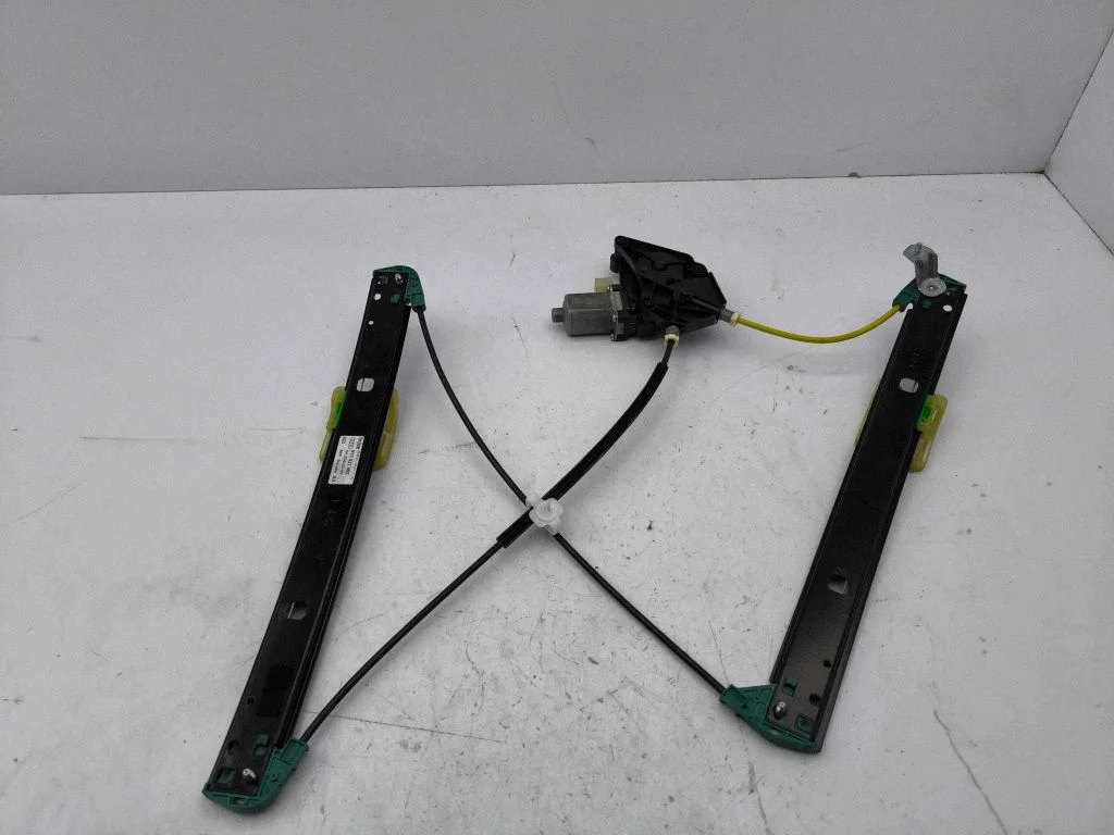 Front door window regulator with motor 8Y0837462