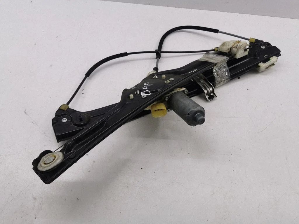Front door window regulator with motor 0130821461
