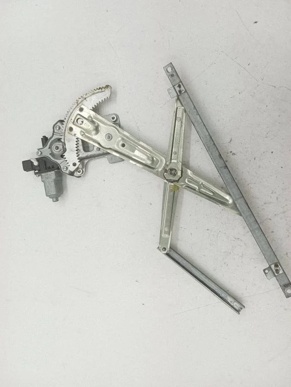 Front door window regulator with motor – front right
