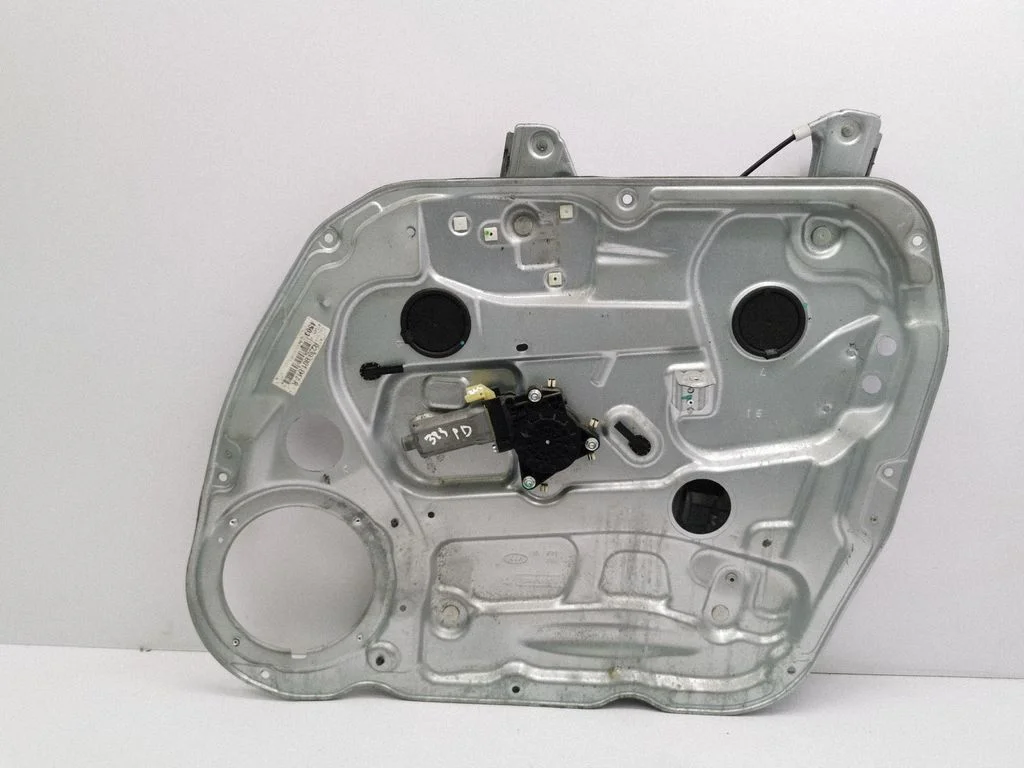 Front door window regulator with motor 24801D230