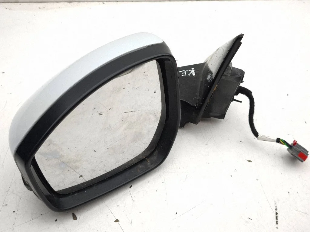 Esiukse elektriline välispeegel VM320307
