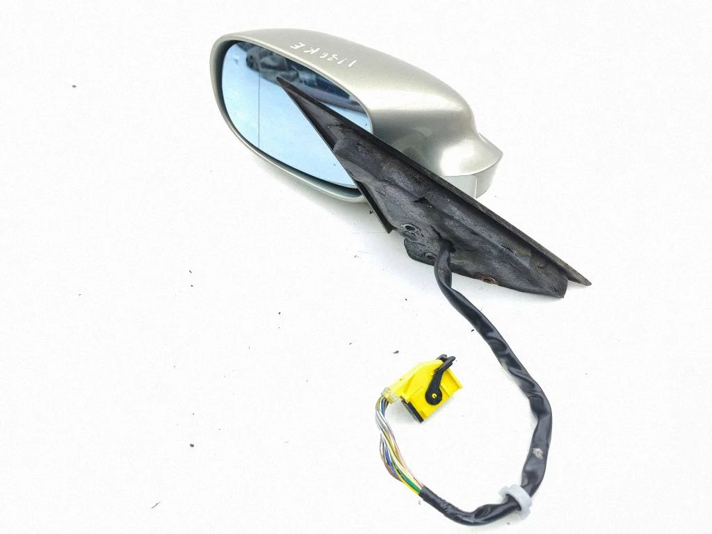 Front door electric wing mirror E30158211