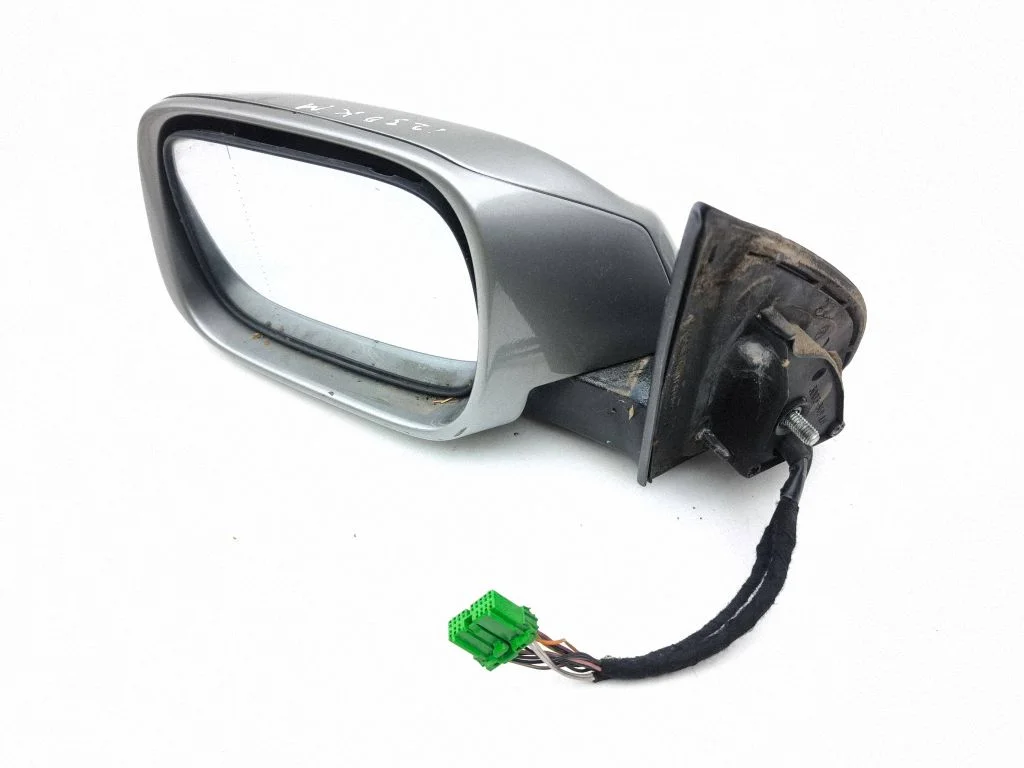 Front door electric wing mirror – left