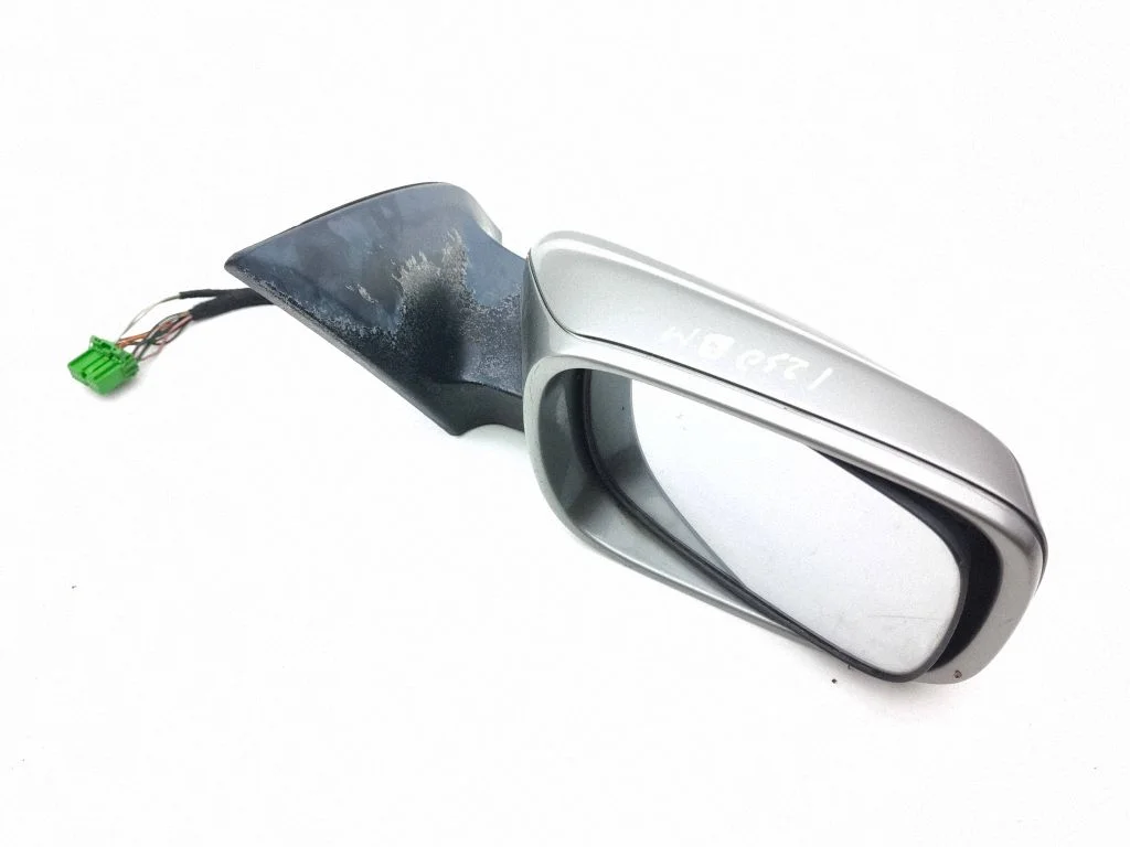 Front door electric wing mirror – right