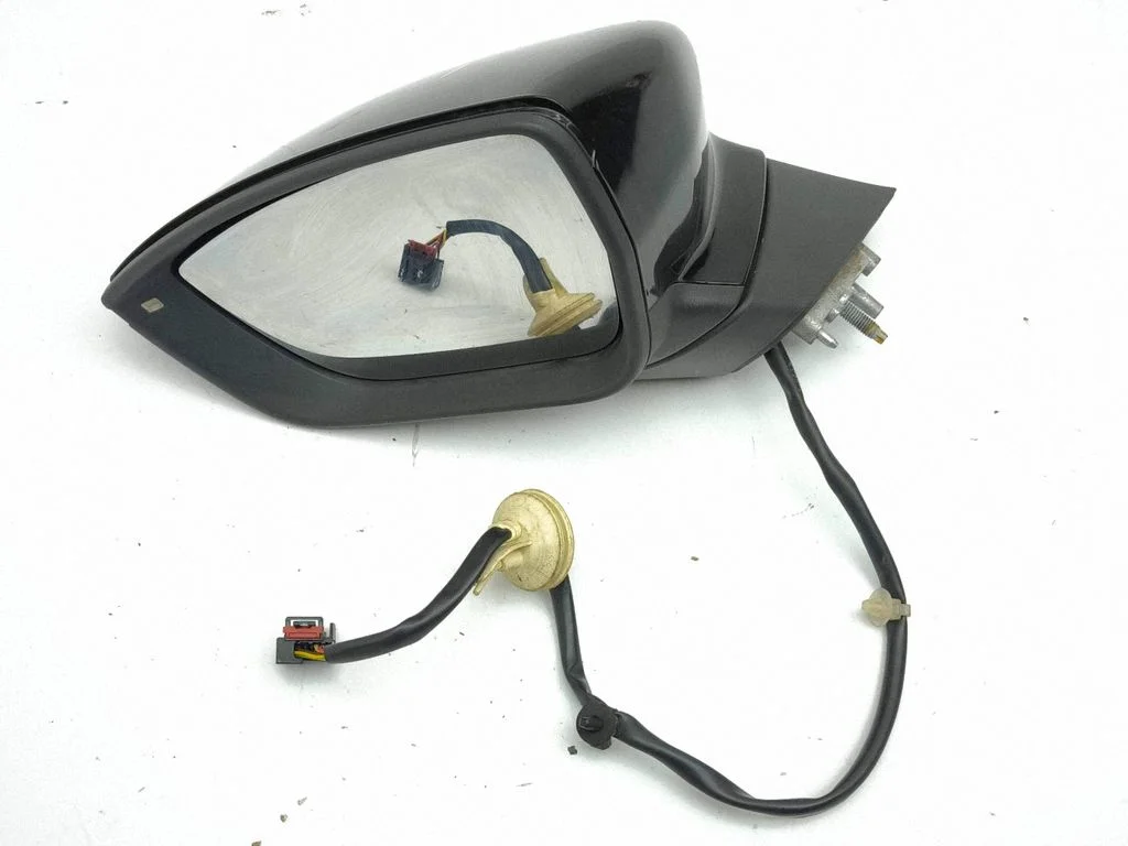 Front door electric wing mirror – left