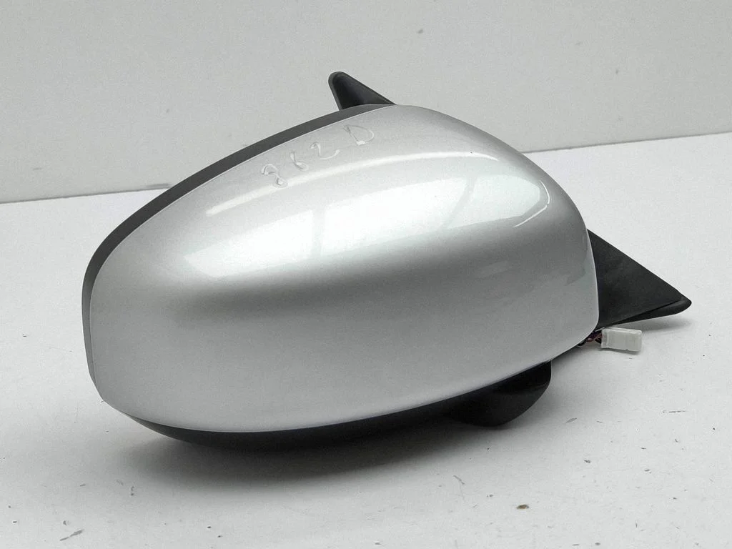 Front door electric wing mirror – right