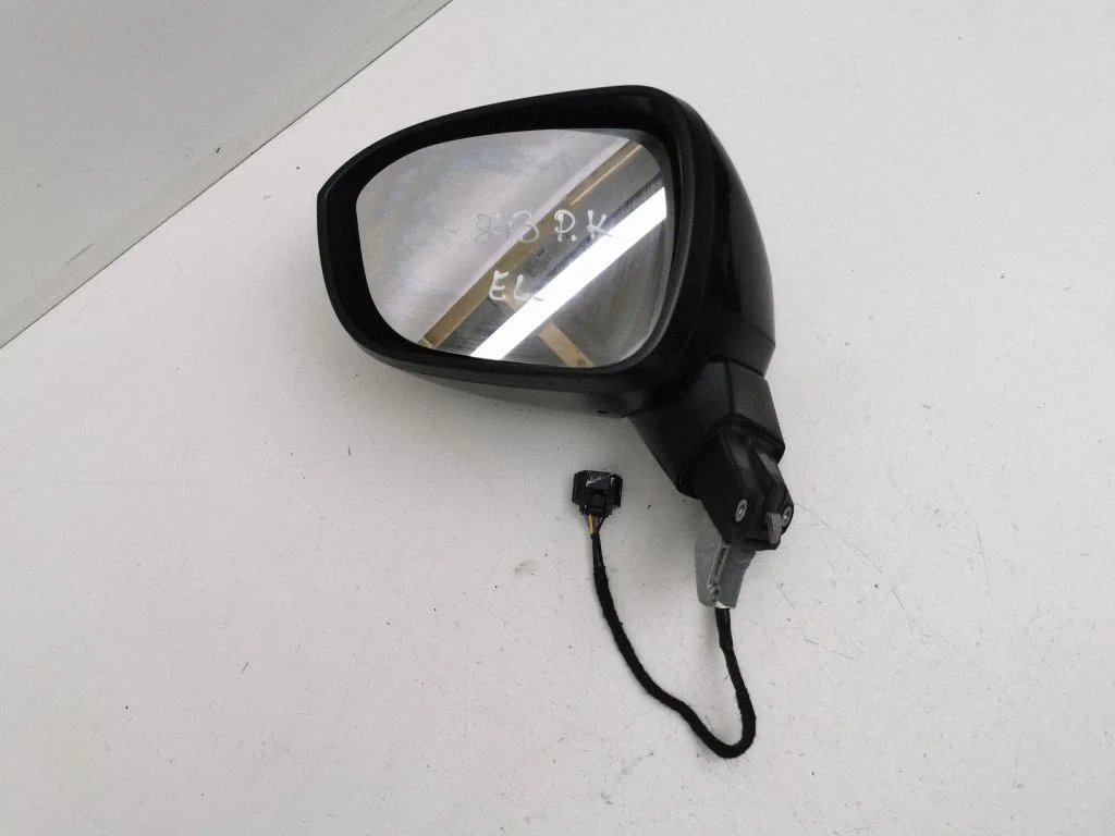 Front door electric wing mirror – left