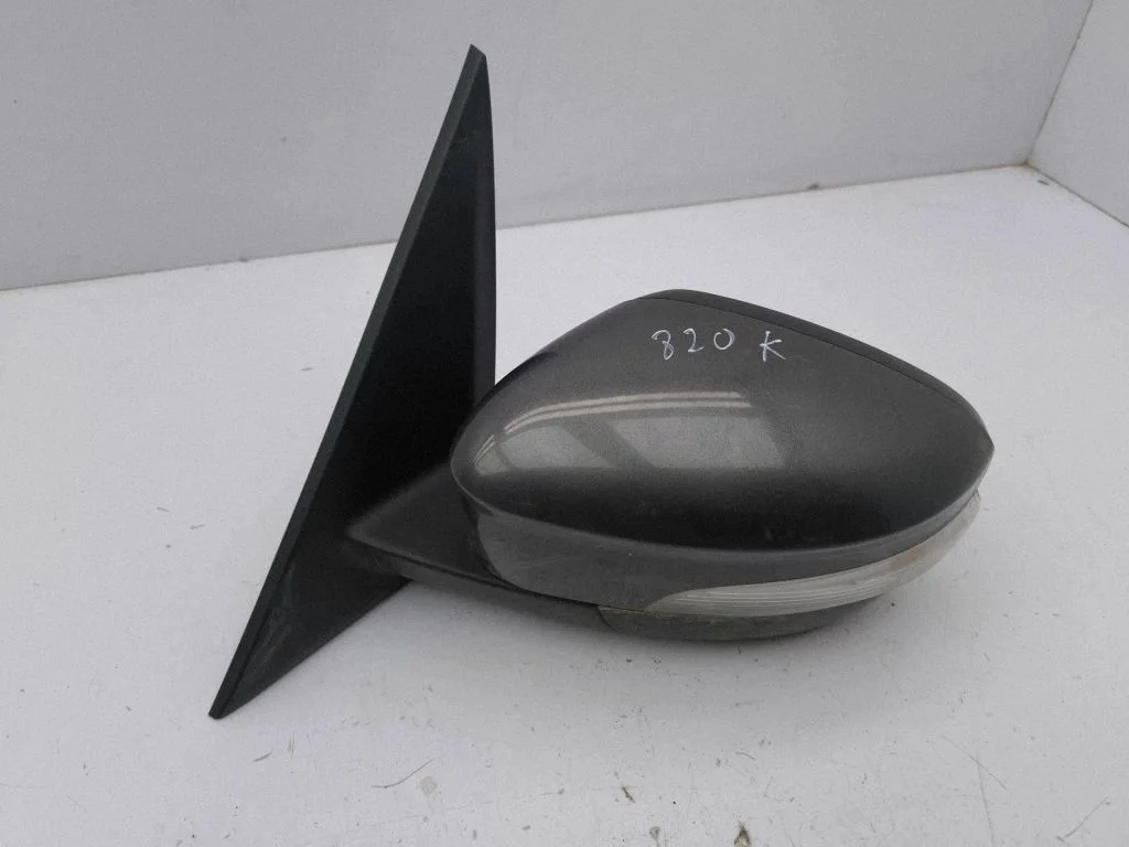Front door electric wing mirror EM2B17683GG