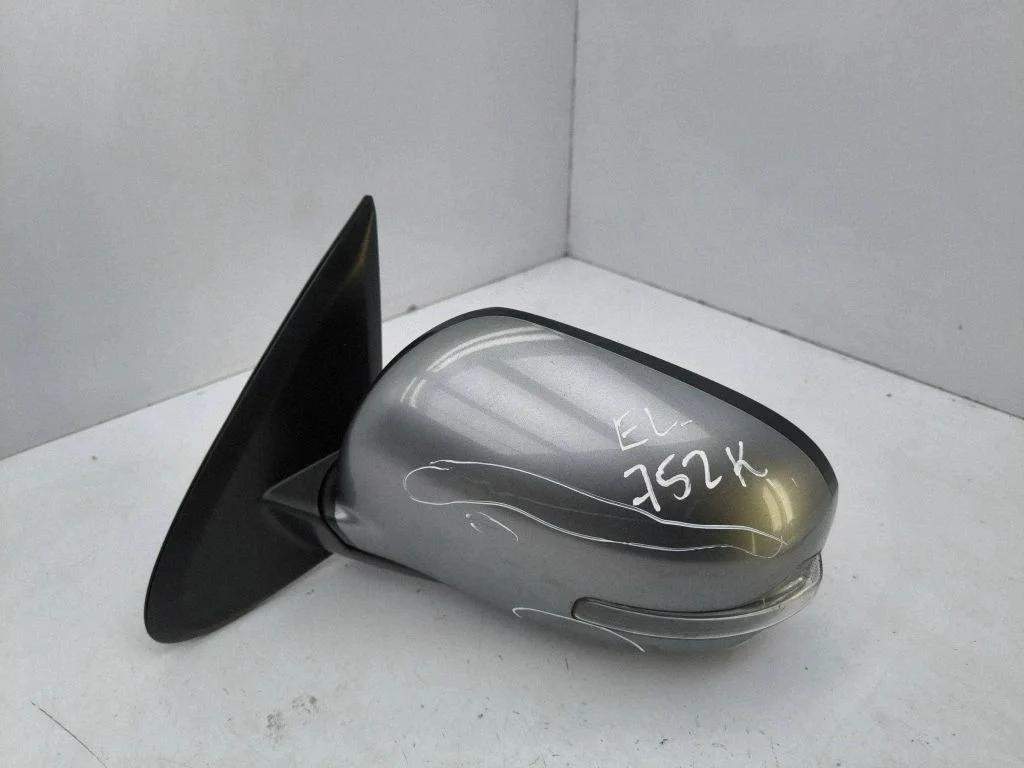 Front door electric wing mirror – left