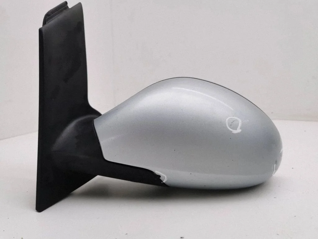 Front door electric wing mirror – left