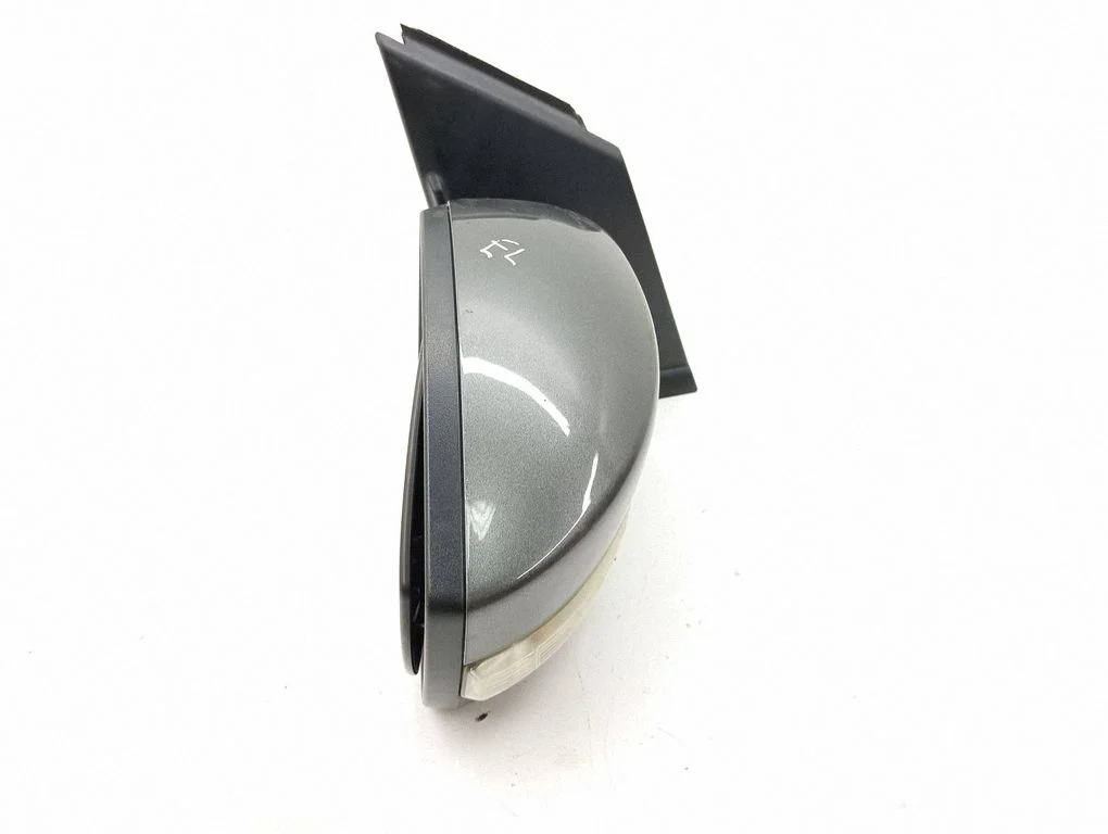 Front door electric wing mirror – right
