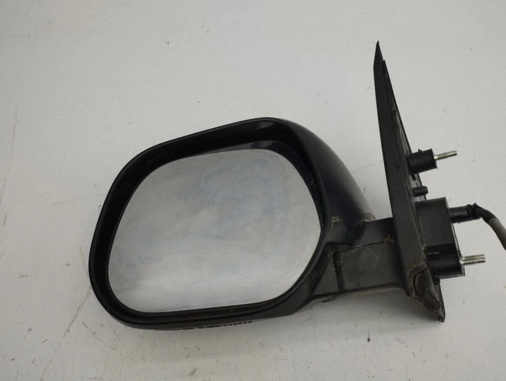 Front door electric wing mirror – left