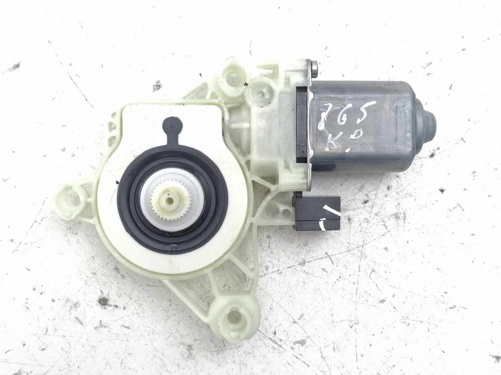 Front door window regulator motor 4K0959811R