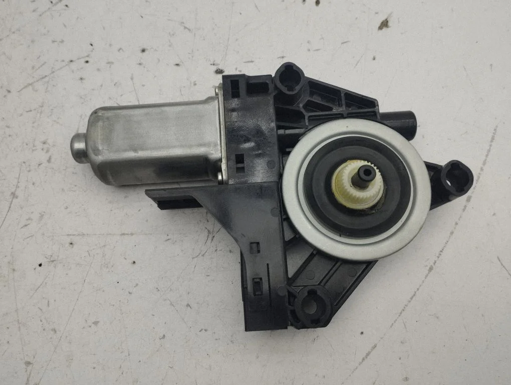 Front door window regulator motor 966269