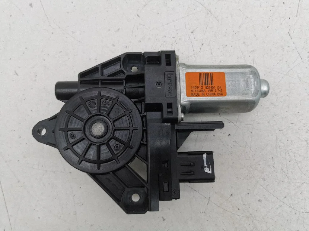 Front door window regulator motor 931401104