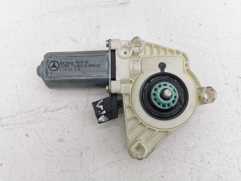 Front door window regulator motor A1695403945