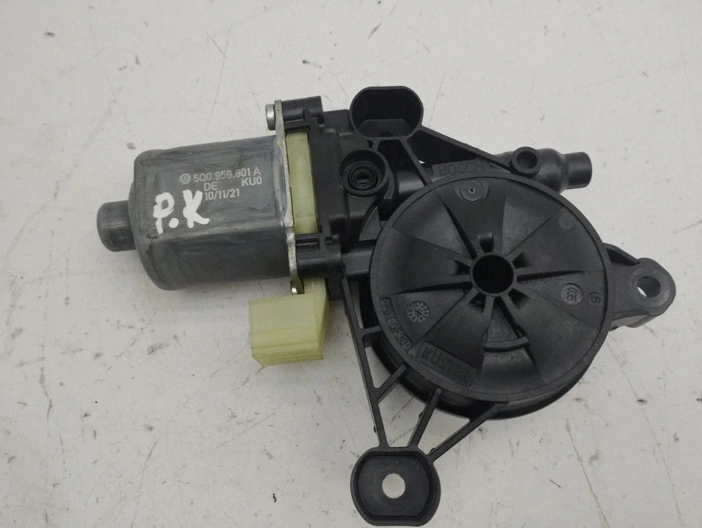Front door window regulator motor 5Q0959801A
