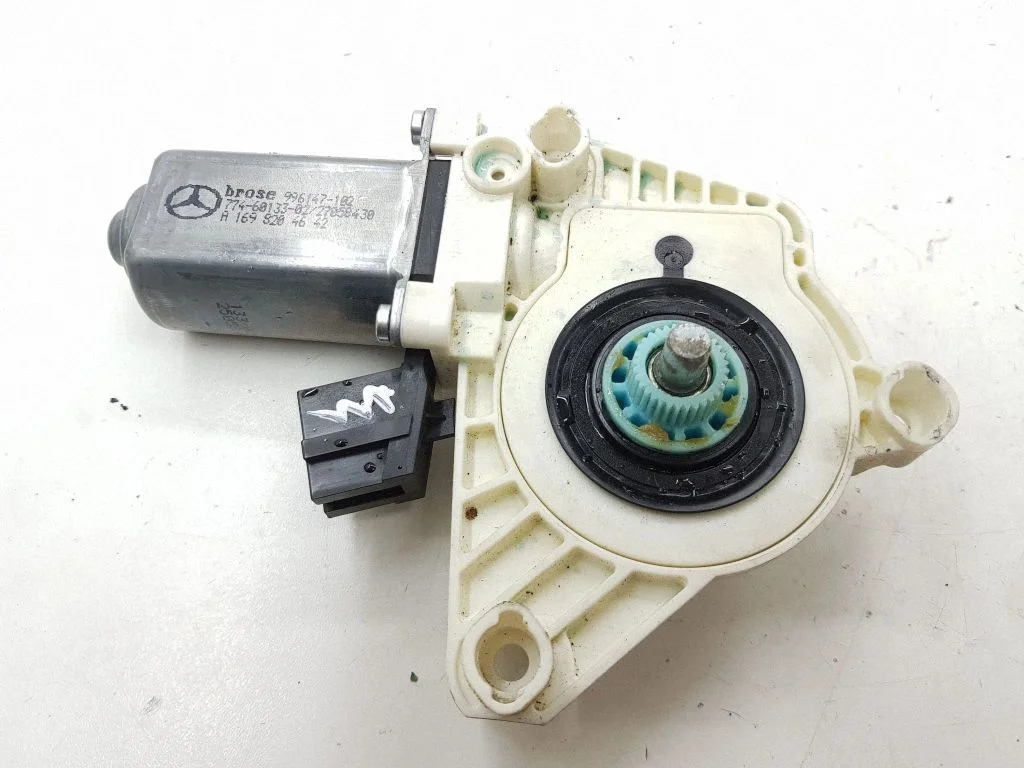 Front door window regulator motor A1698204642