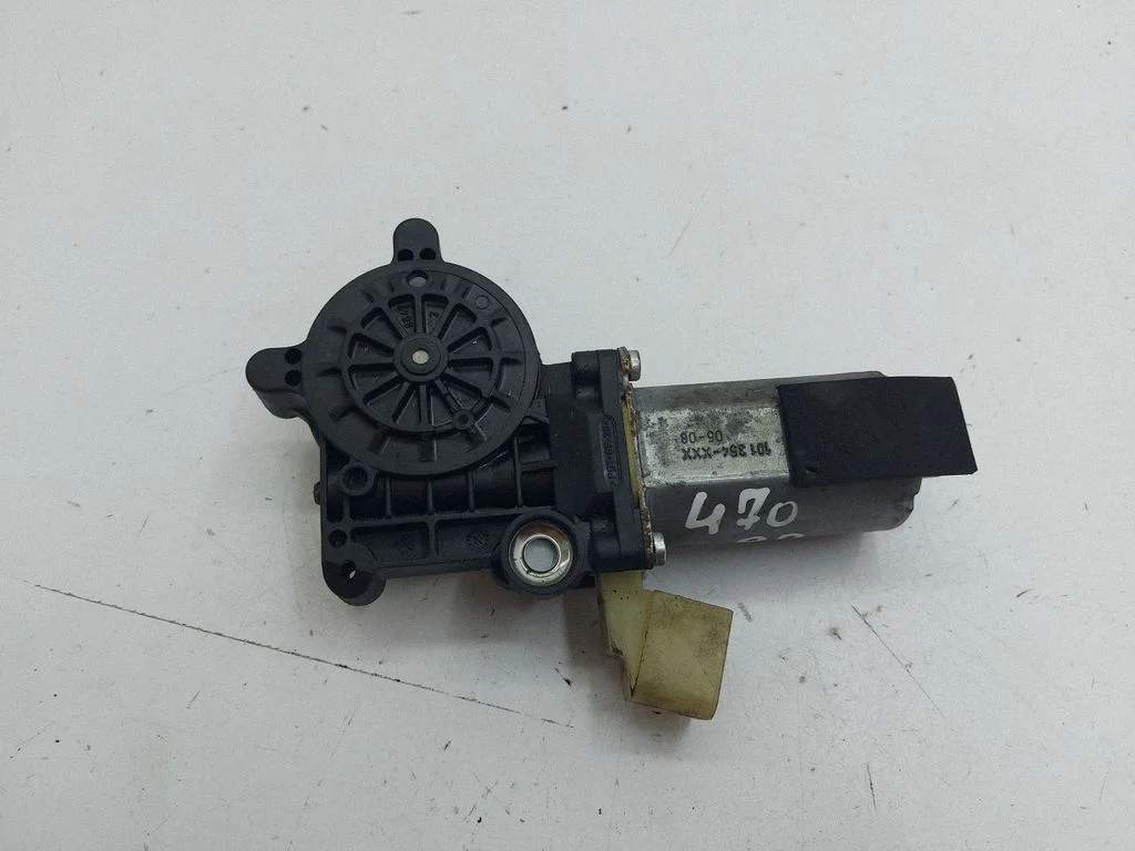 Front door window regulator motor 30784577