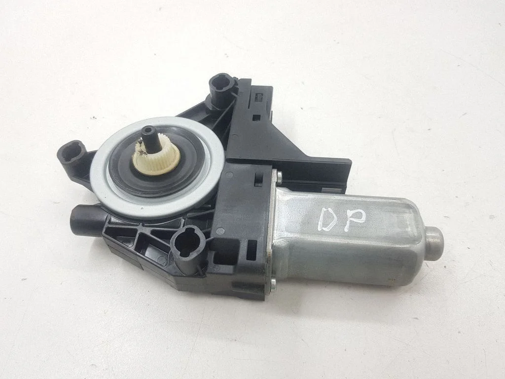 Front door window regulator motor 110119