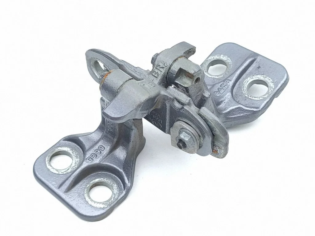 Tagaukse hingede komplekt BJ32228A