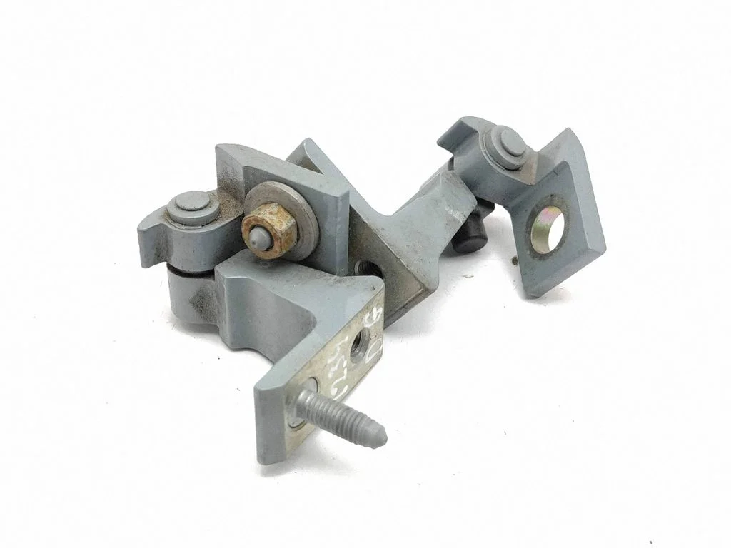 Rear door hinge set – right