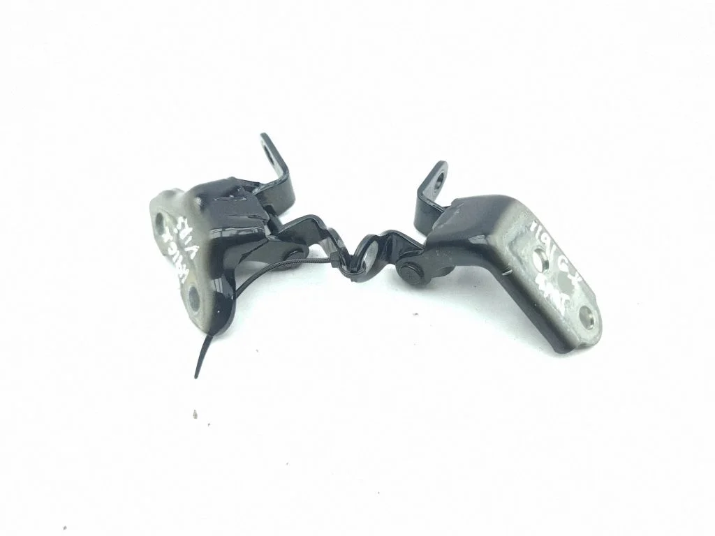 Rear door hinge set – left