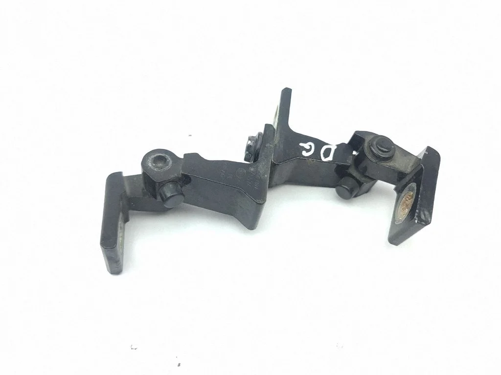 Rear door hinge set – right