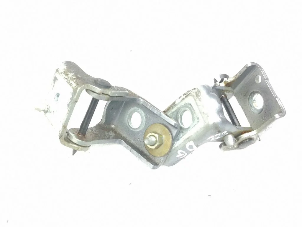 Rear door hinge set – left