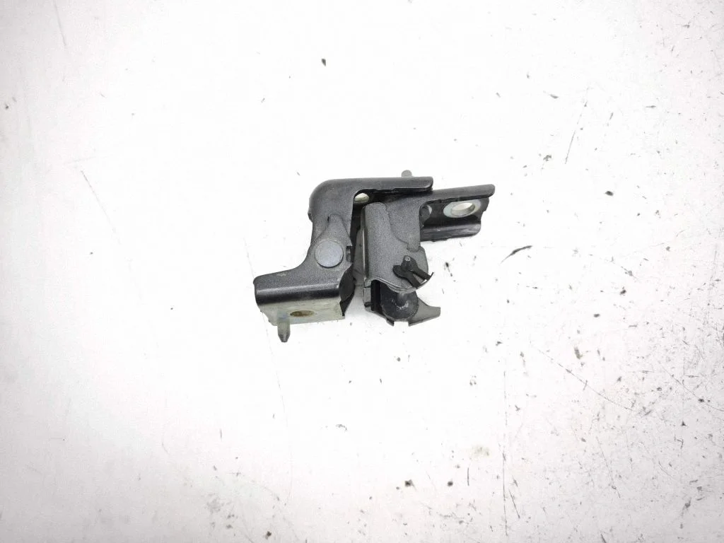 Rear door hinge set – right