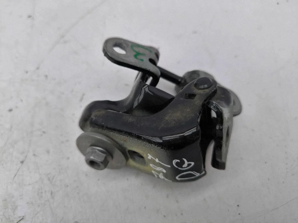 Rear door hinge set 804005615R
