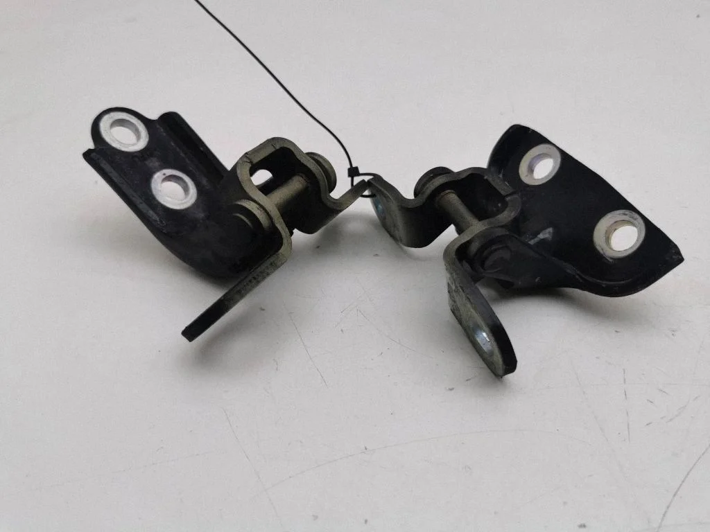 Rear door hinge set – KIA Niro (2016-2022)