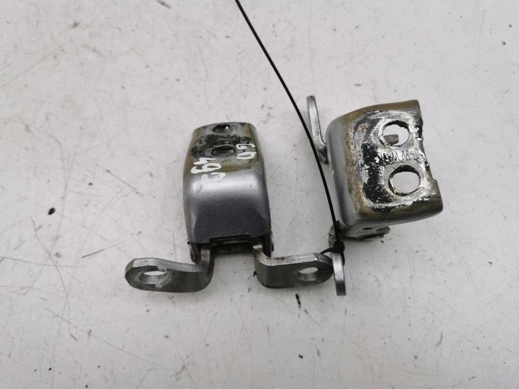 Rear door hinge set MGRR