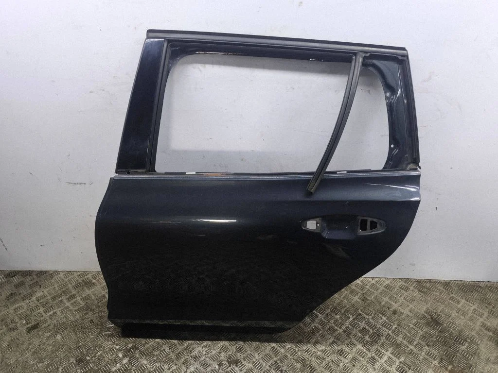 Rear door – left