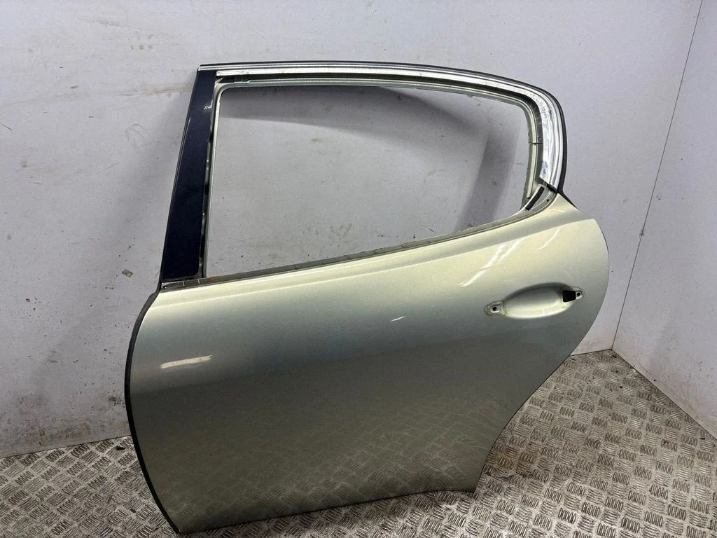 Rear door – left