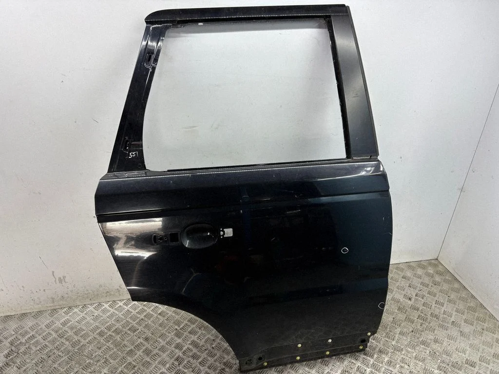 Rear door – right