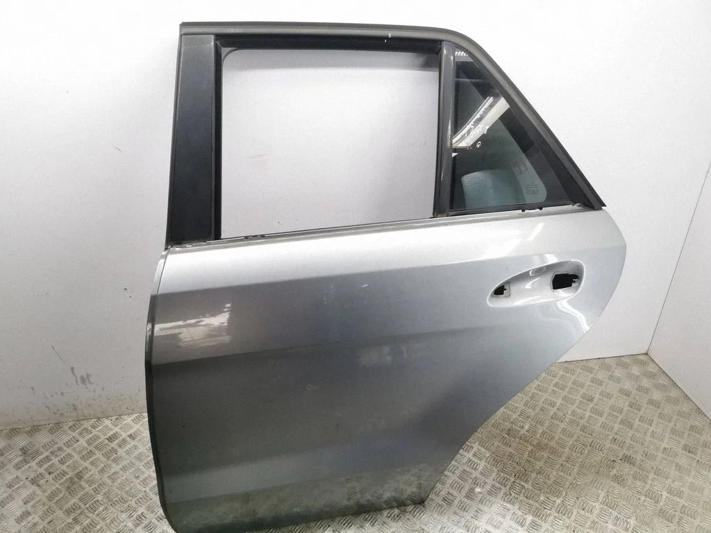 Rear door – left