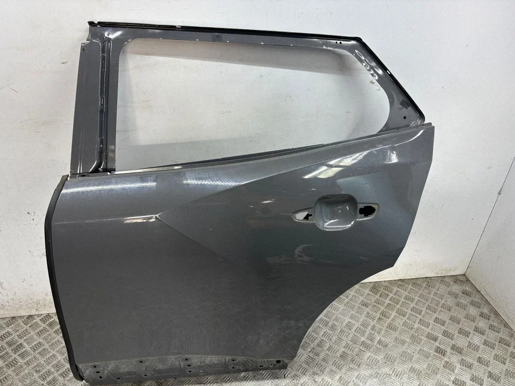 Rear door – left