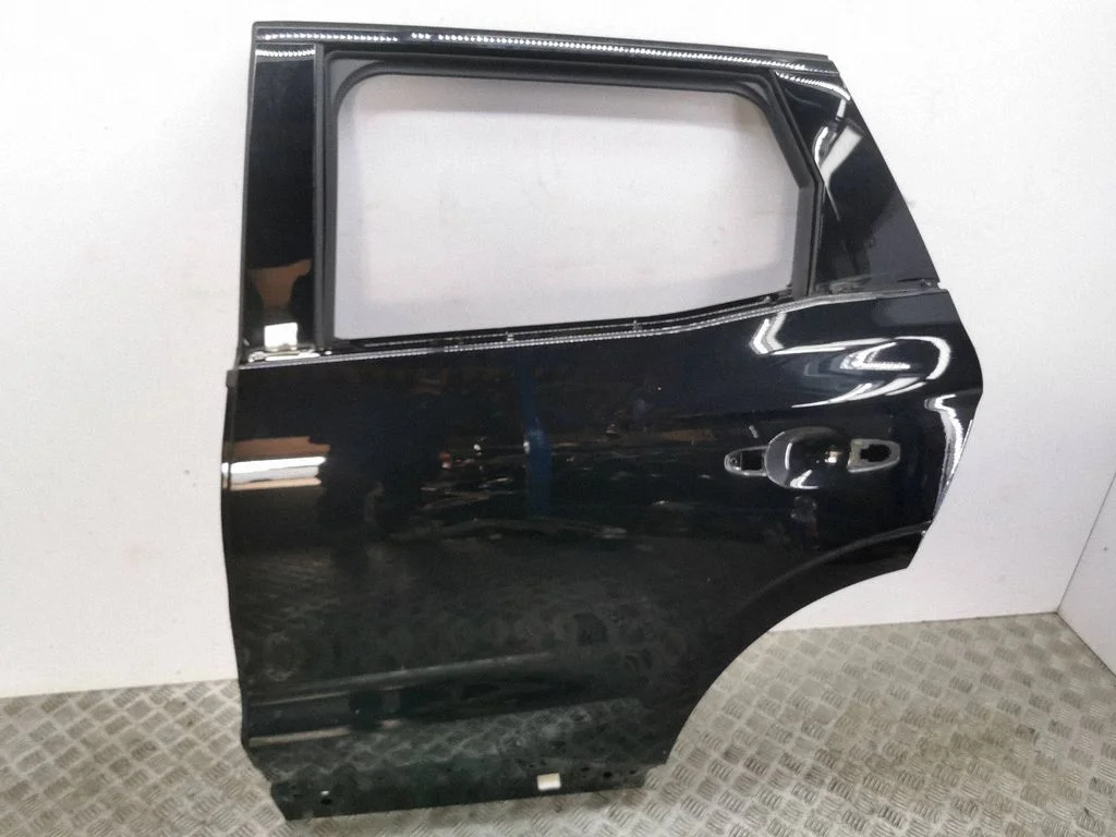 Rear door – left