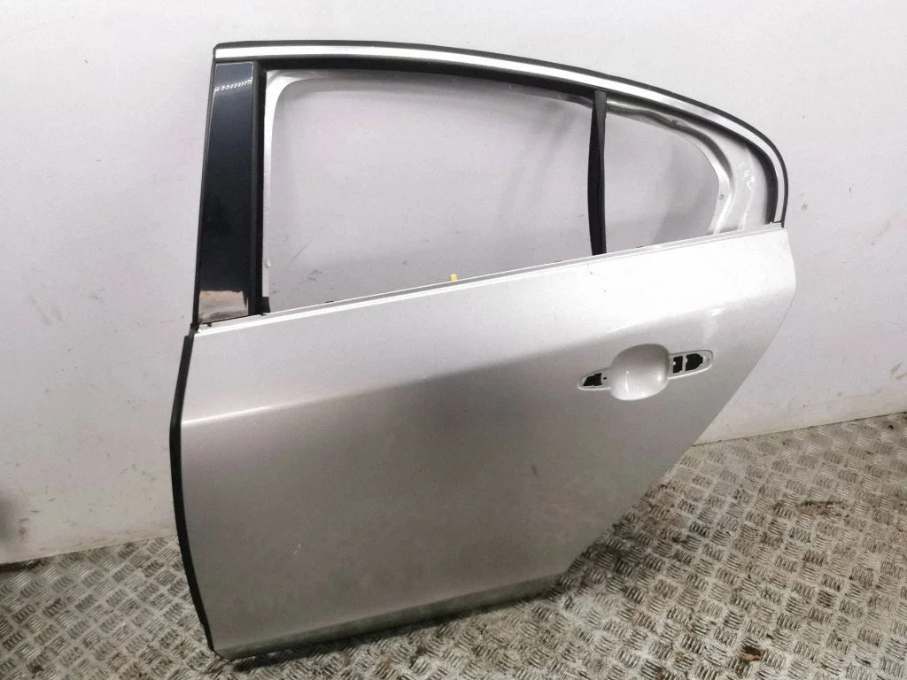 Rear door – left