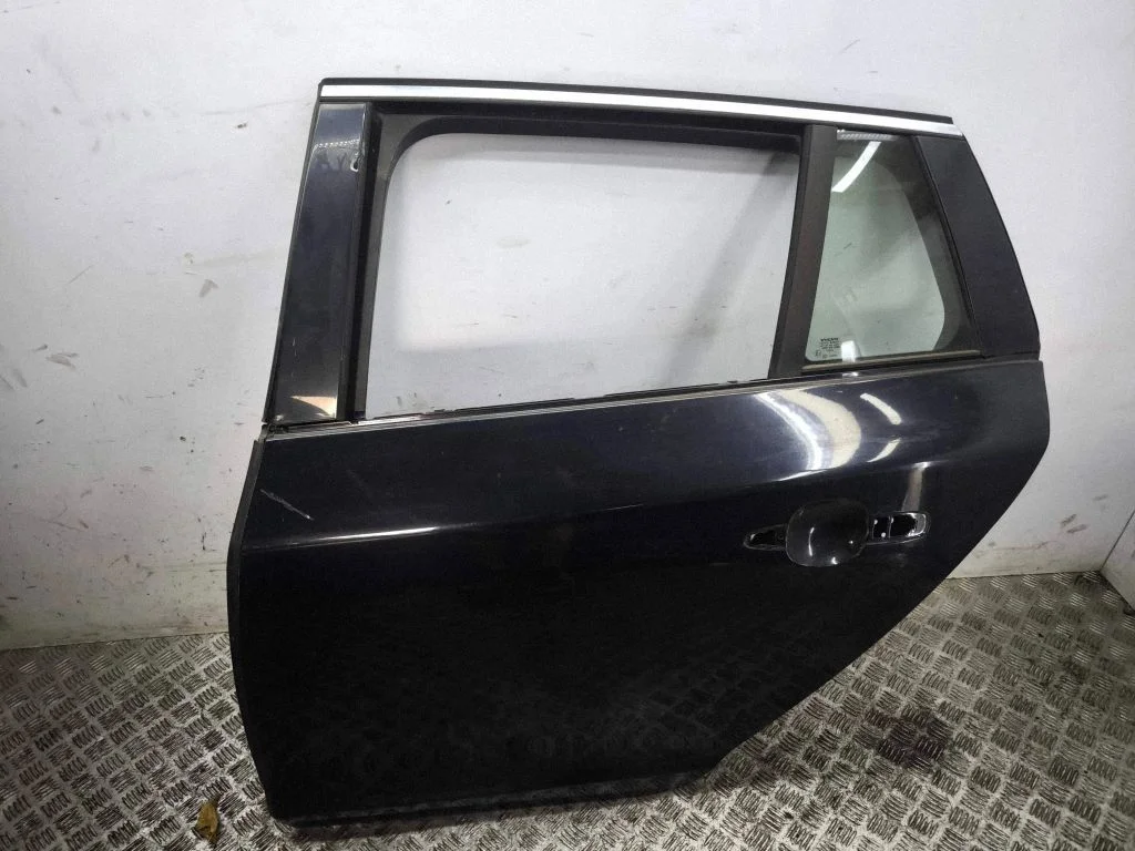 Rear door – left